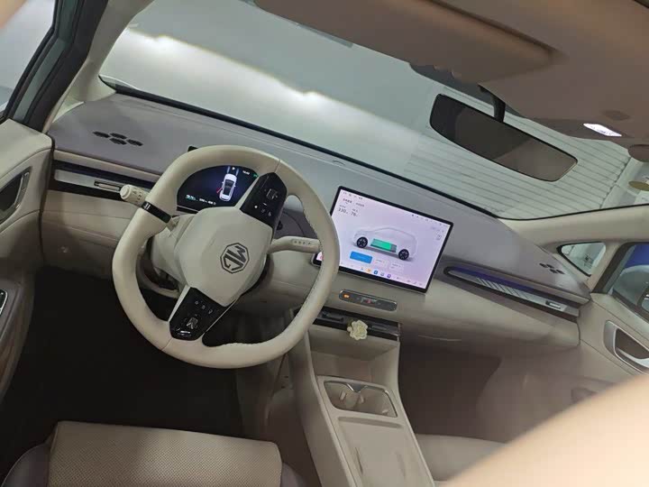 MG Motor 4 EV, 2025 — фото 7 из 7