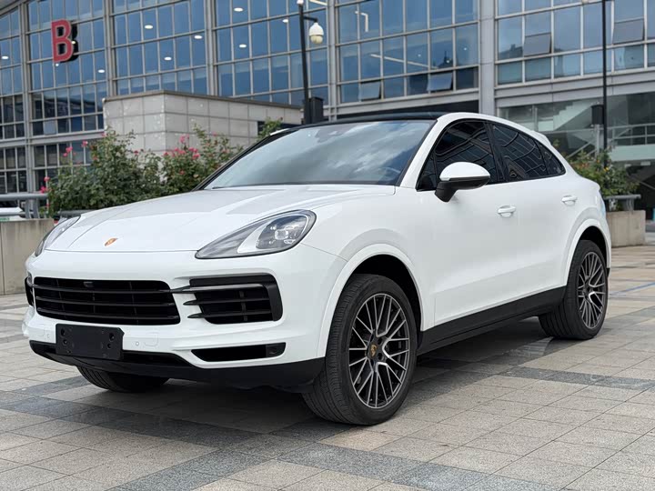 Porsche Cayenne, 2022 — купить в Санкт-Петербурге под ключ