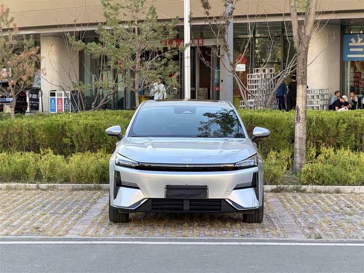 Geely Galaxy L6, 2025 — фото 2 из 9