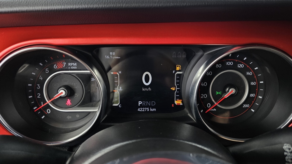 Jeep Wrangler, 2022 — фото 7 из 12