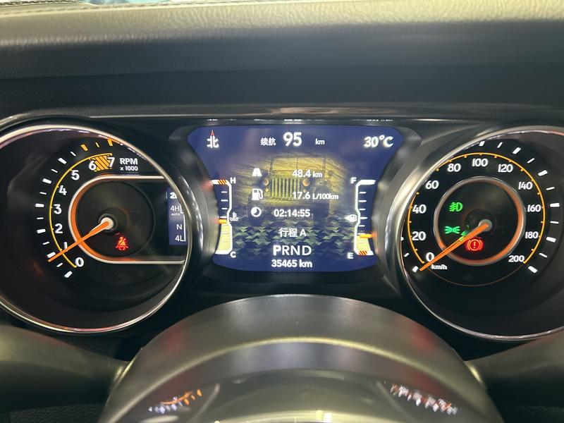 Jeep Wrangler, 2022 — фото 9 из 12