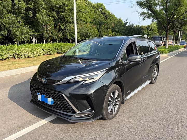 Toyota Granvia, 2023 — купить в Самаре под ключ