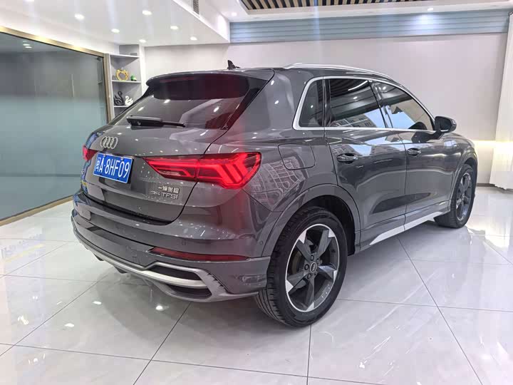 Audi Q3, 2023 — фото 4 из 9