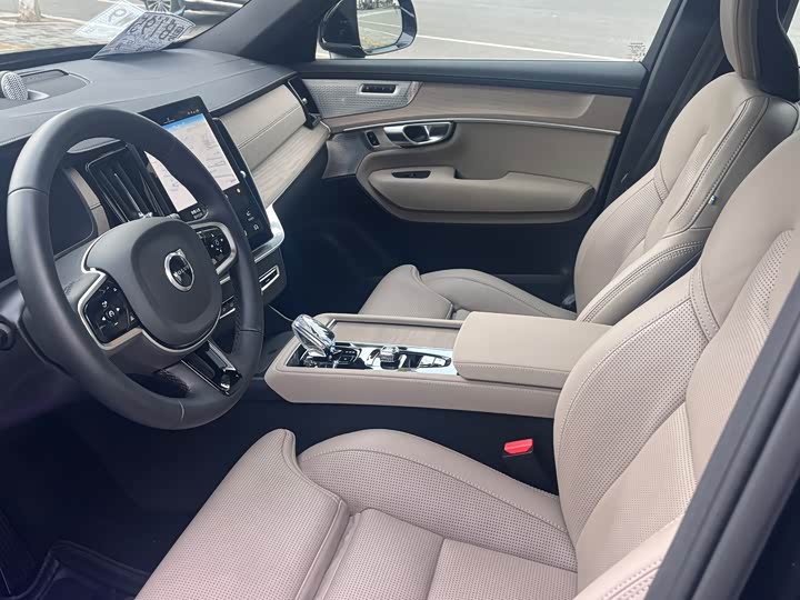 Volvo XC90 Hybrid, 2025 — фото 4 из 9