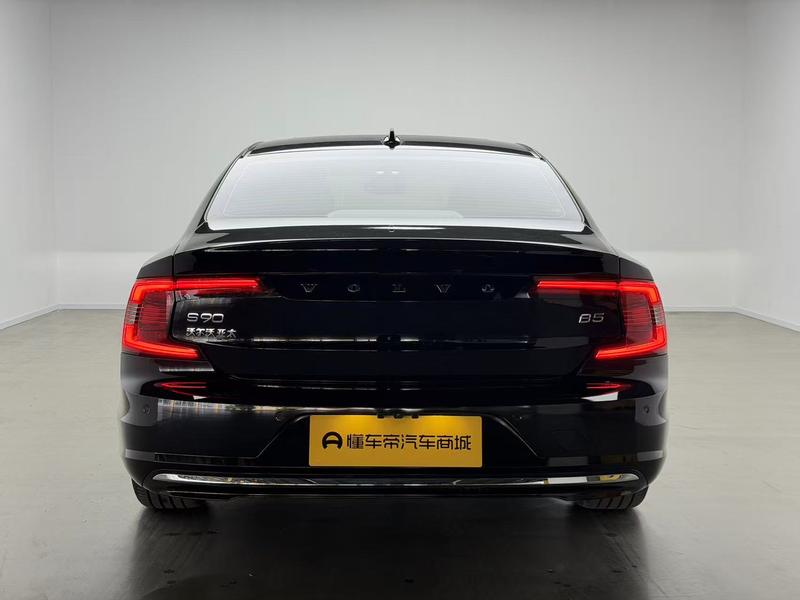 Volvo S90, 2024 — фото 6 из 12