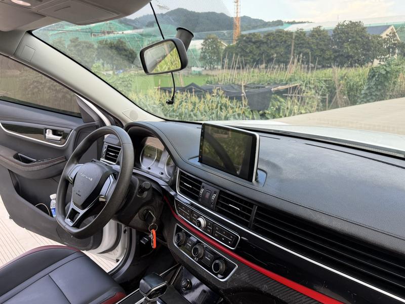 Dongfeng Forthing T5, 2023 — фото 7 из 9