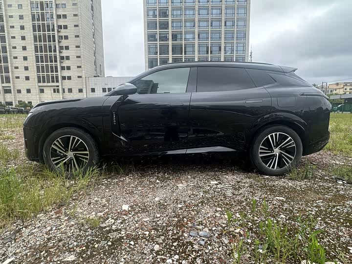 Lynk & Co 08 EM-P Hybrid, 2024 — фото 4 из 9