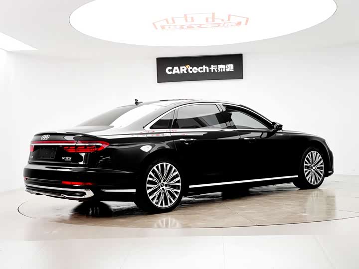 Audi A8, 2023 — фото 8 из 9