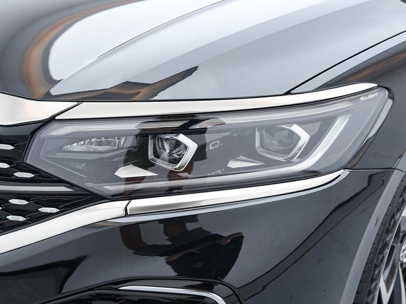 Volkswagen Passat, 2023 — фото 9 из 12