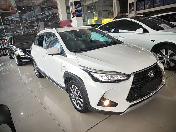 Toyota Yaris L Hatchback, 2021 — фото 4 из 9