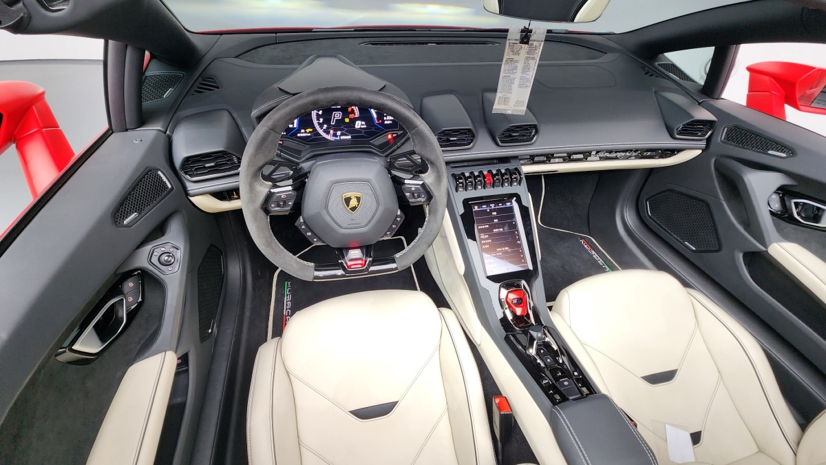 Lamborghini Huracan, 2023 — фото 7 из 12