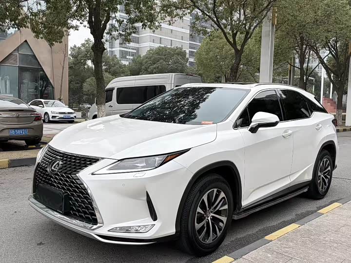 Lexus RX, 2021 — купить в Тамбове под ключ