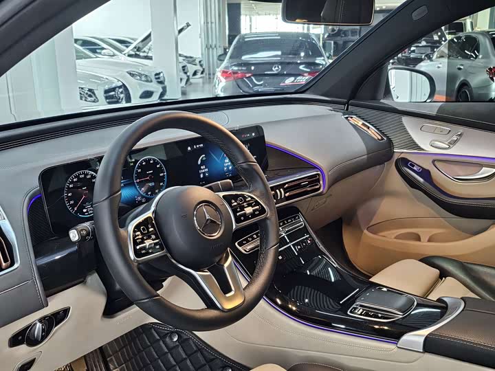 Mercedes-Benz EQC, 2022 — фото 4 из 9