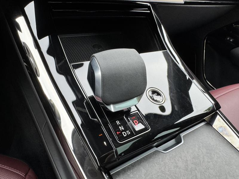 Land Rover Range Rover Sport, 2024 — фото 11 из 12