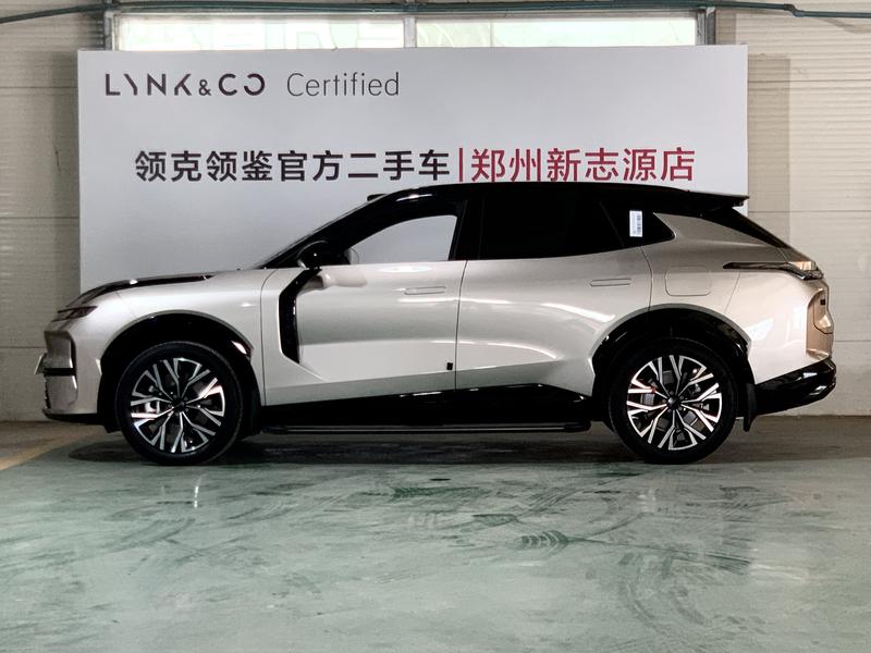 Lynk & Co 08 EM-P Hybrid, 2025 — фото 3 из 10