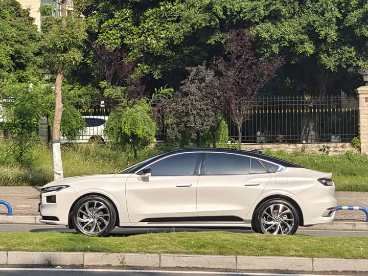 Ford Mondeo, 2022 — фото 5 из 9