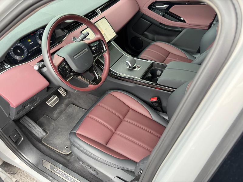 Land Rover Range Rover Evoque L, 2025 — фото 8 из 10