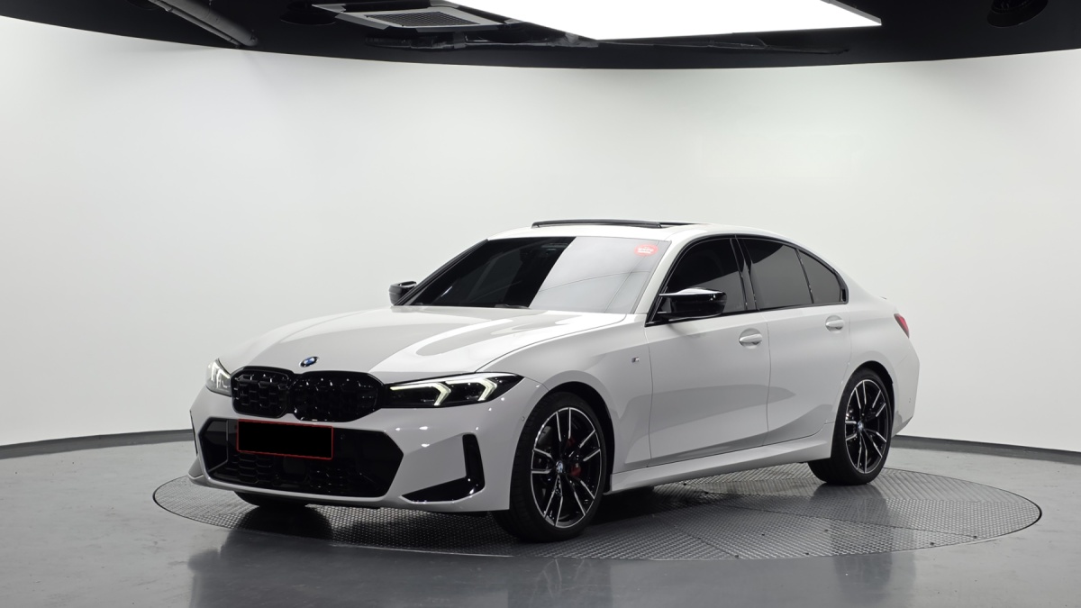 BMW 3 Series, 2025 — купить в Москве под ключ
