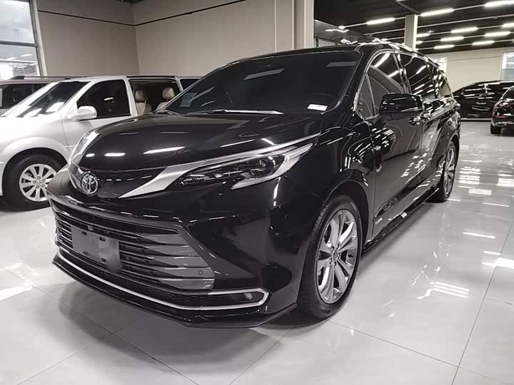 Toyota Sienna, 2025 — купить в Саранске под ключ
