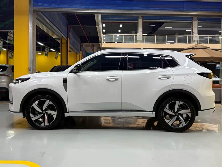 Changan CS55 Plus, 2023 — фото 8 из 9