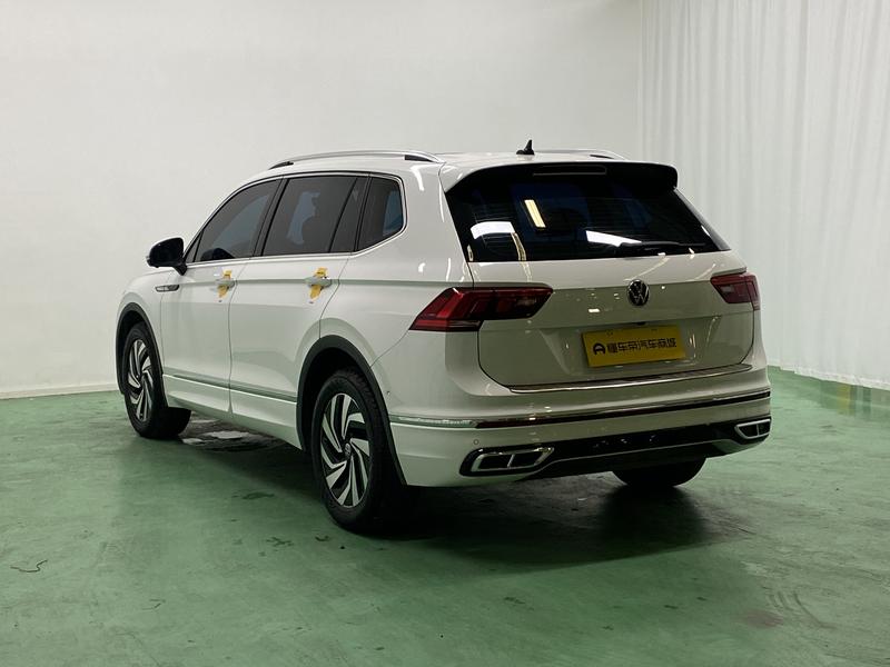 Volkswagen Tiguan L Pro, 2024 — фото 5 из 12