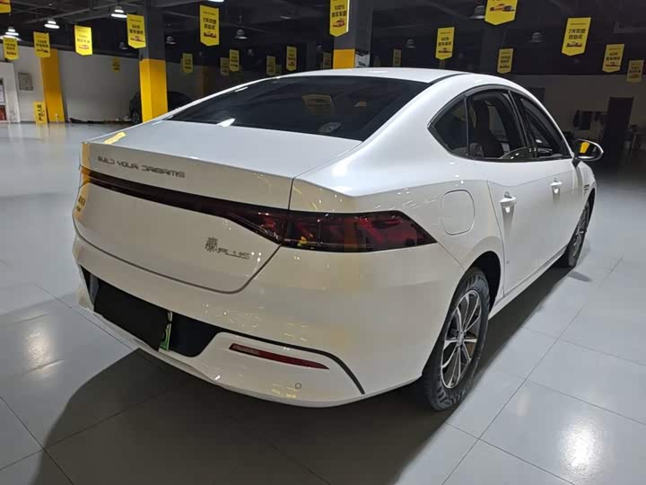 BYD Qin Plus, 2024 — фото 7 из 9