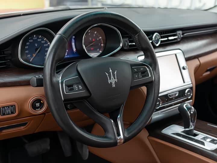 Maserati Quattroporte, 2026 — фото 9 из 9