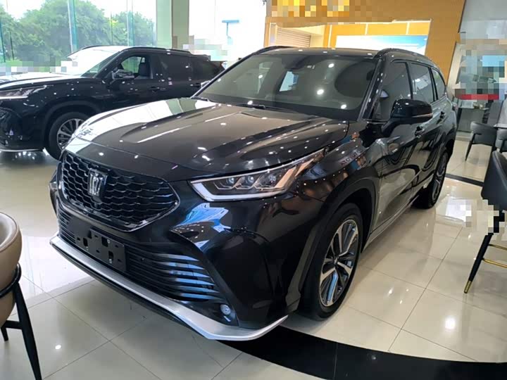 Toyota Crown Kluger, 2025 — купить в Калуге под ключ