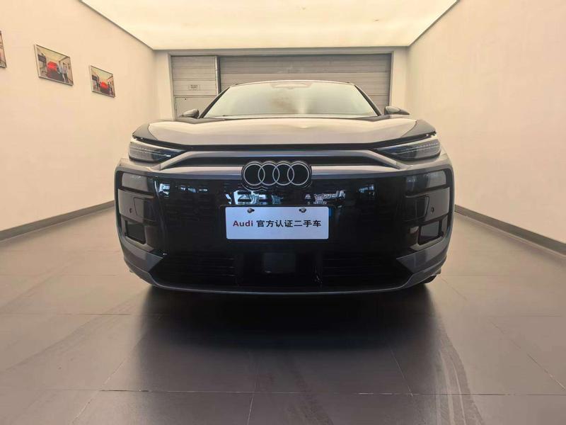 Audi Q6L e-tron, 2025 — фото 2 из 12
