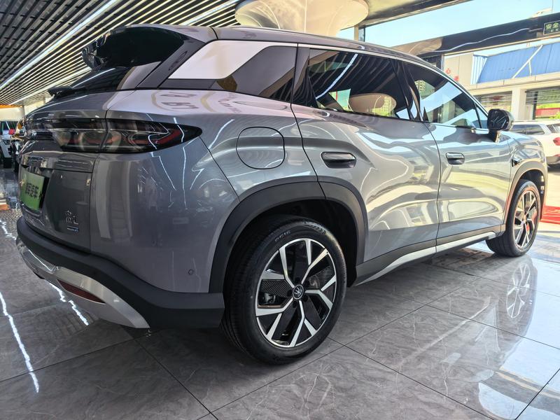 BYD Song L DM-i Hybrid, 2026 — фото 6 из 11