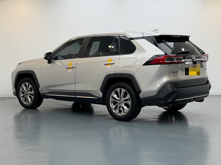 Toyota Wildlander, 2021 — фото 6 из 9