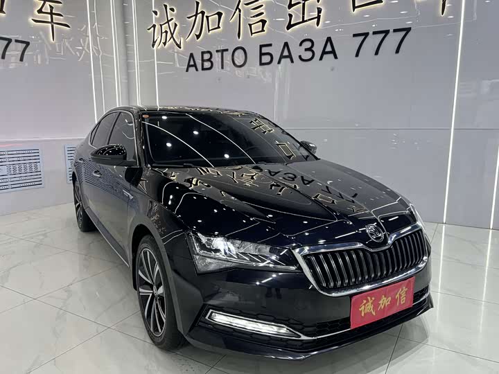 Skoda Superb, 2024 — фото 3 из 9