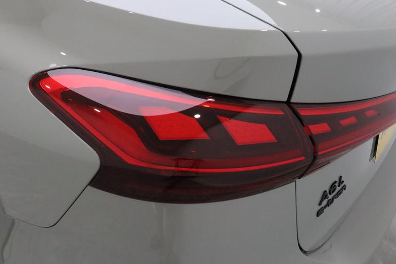 Audi A6L e-tron, 2025 — фото 10 из 12
