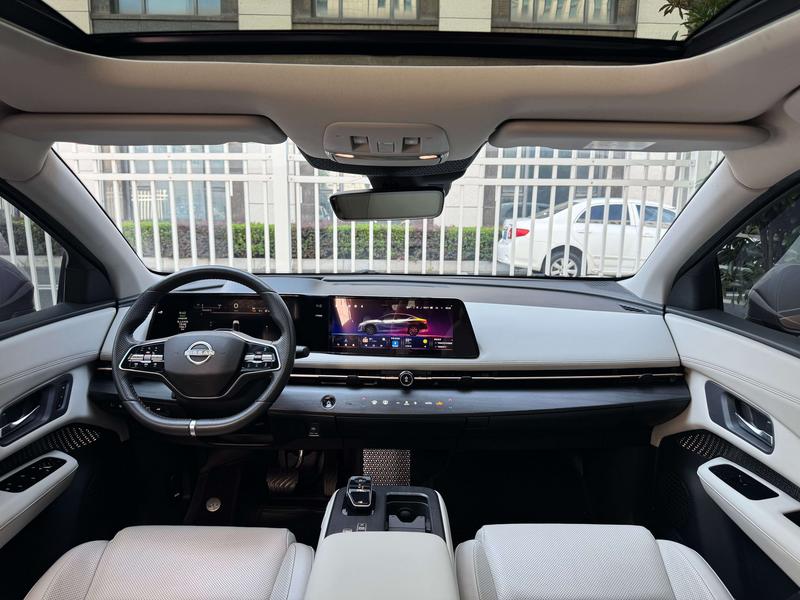 Nissan Ariya EV, 2023 — фото 5 из 8