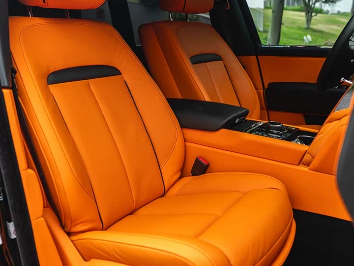 Rolls-Royce Cullinan, 2022 — фото 6 из 9