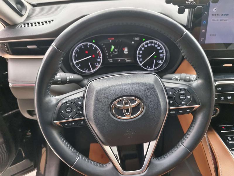 Toyota Venza, 2022 — фото 9 из 12