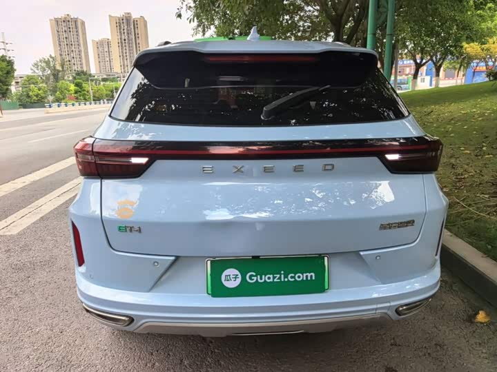 Exeed LX C-DM Hybrid, 2023 — фото 6 из 9