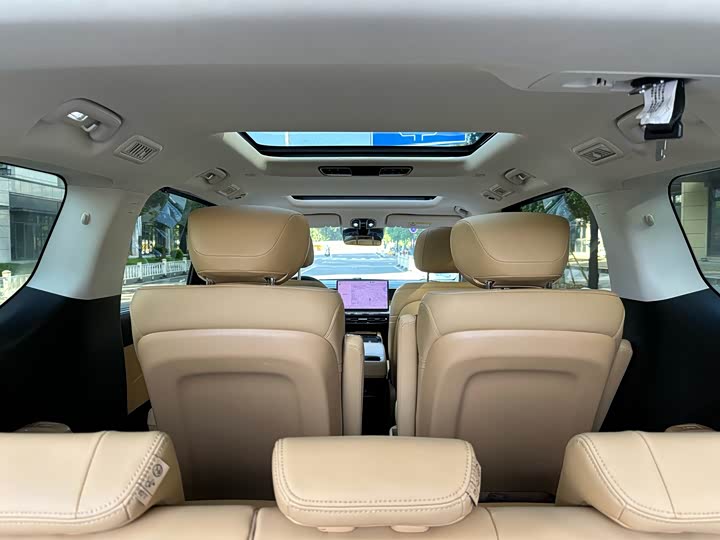 GAC Trumpchi E8, 2023 — фото 7 из 9