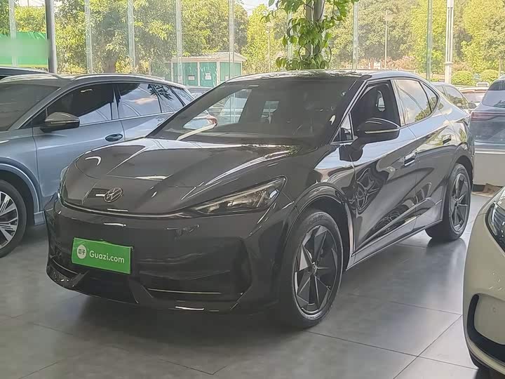 Volkswagen ID.Unyx 06, 2024 — купить в Самаре под ключ