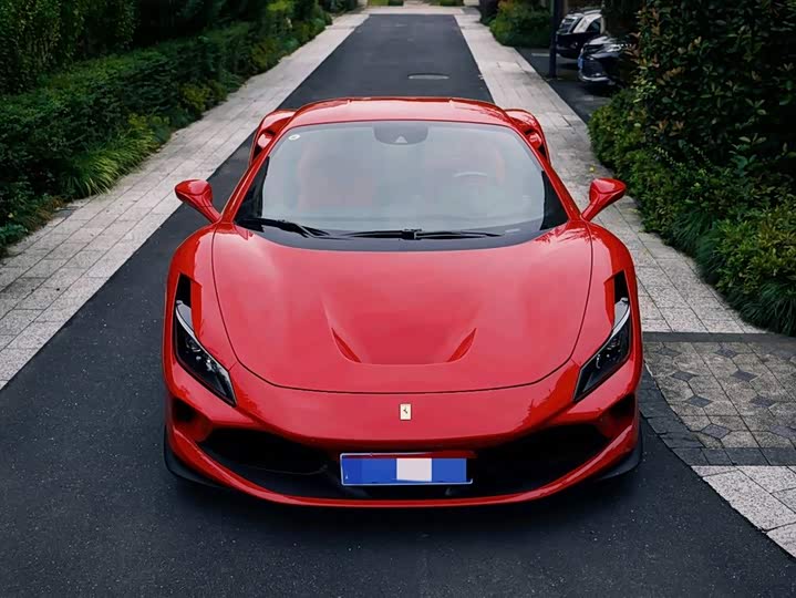 Ferrari F8, 2022 — фото 2 из 9