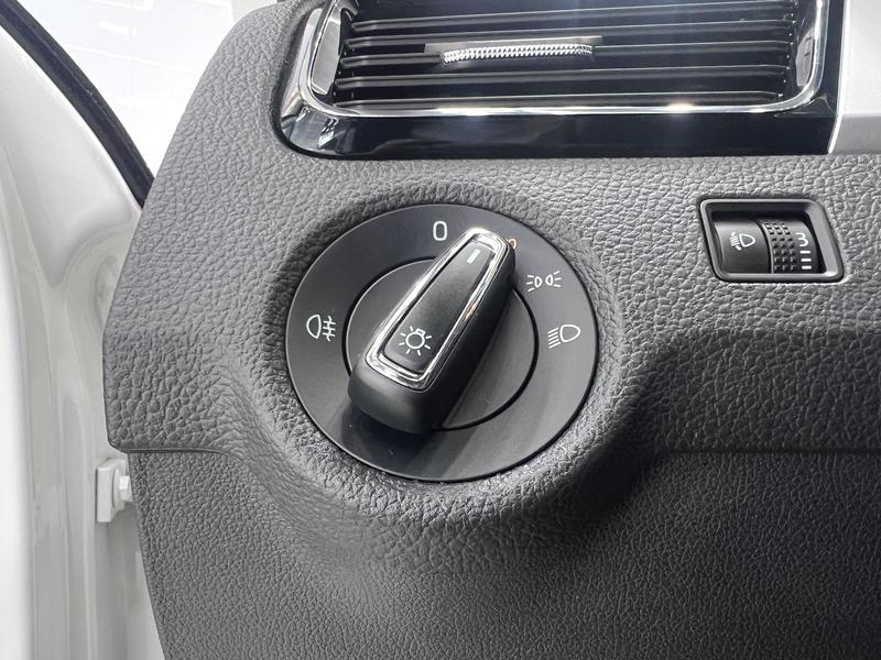 Skoda Rapid, 2022 — фото 10 из 12