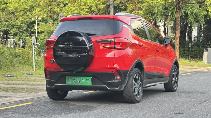 BYD Yuan Pro, 2022 — фото 7 из 12