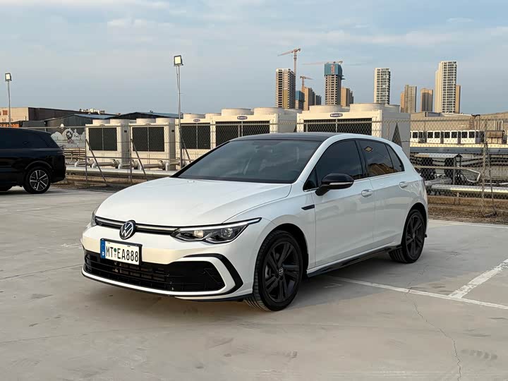 Volkswagen Golf, 2023 — купить в Самаре под ключ