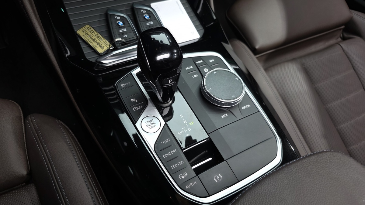 BMW X4, 2022 — фото 9 из 12