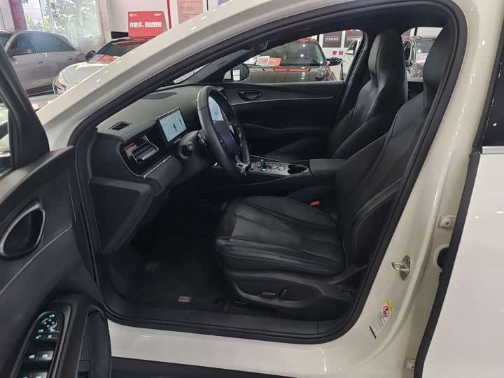 BYD Seal 06 Hybrid/EV, 2024 — фото 8 из 9
