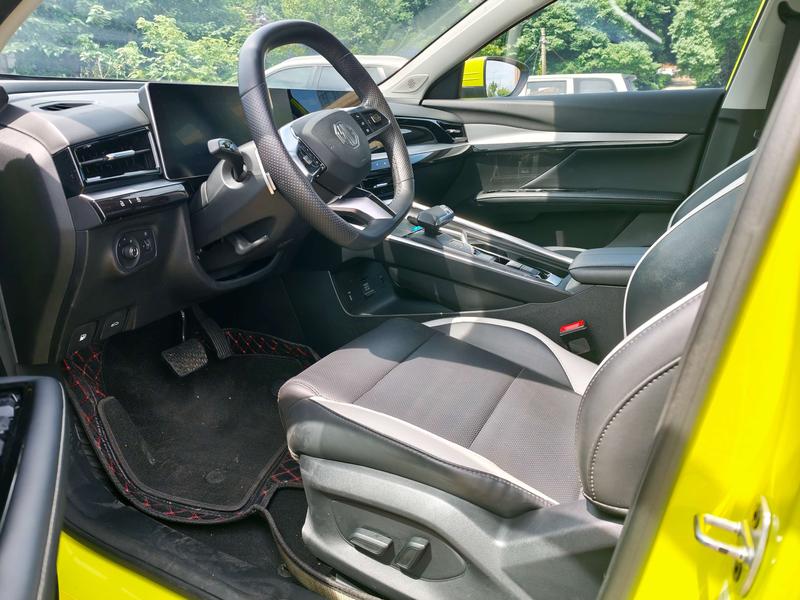 MG Motor 5 Scorpio, 2023 — фото 9 из 11
