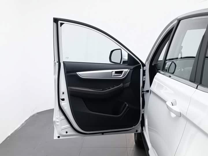 Dongfeng Forthing T5, 2022 — фото 8 из 9