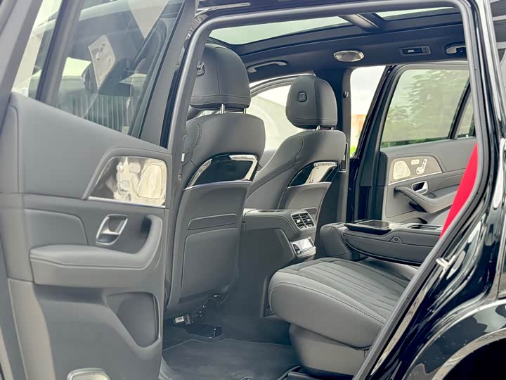 Mercedes-Benz GLS-Class AMG, 2025 — фото 5 из 9