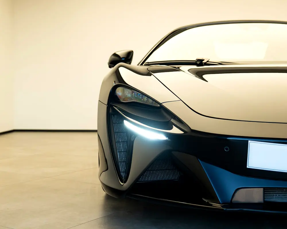 McLaren Artura, 2023 — фото 3 из 10