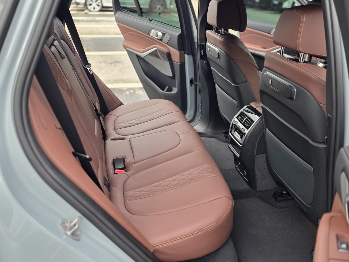 BMW X5, 2025 — фото 11 из 12